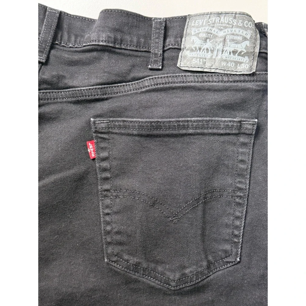 Levi's 541 Athletic Taper Jeans Mens 40x30 Black Stretch 18181-0422 WaterLess